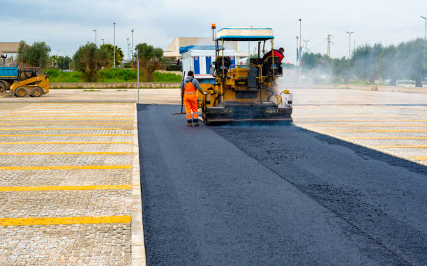 Best Commercial Driveway Pavers  in Gnadenhutten, OH